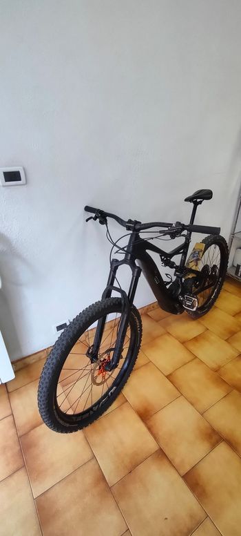 Used Specialized Turbo Levo FSR 6Fattie 2017 2017 Mountainbike, Negro — image 4 of 8