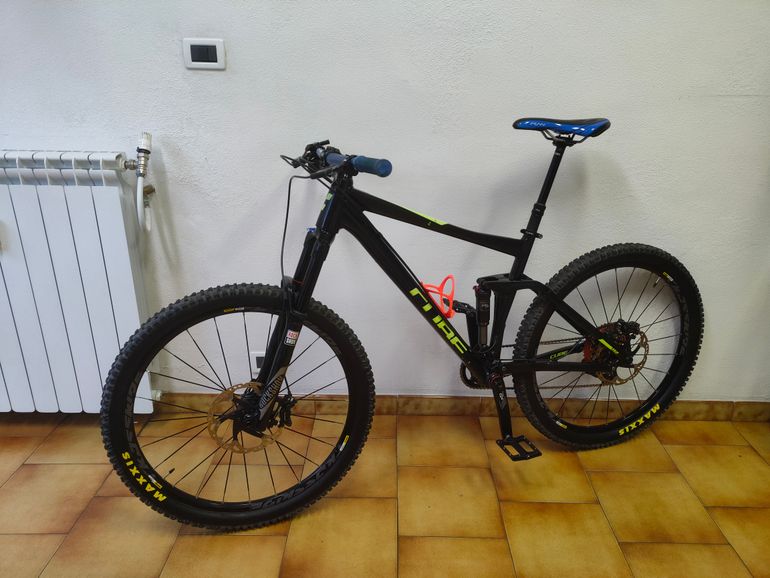 Used CUBE STEREO 140 HPC Race 27.5 2018 2018 Mountainbike — image 1 of 9