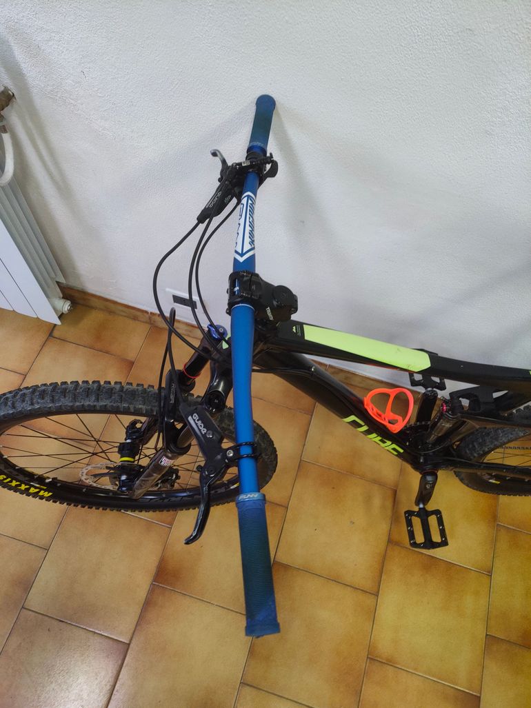 Used CUBE STEREO 140 HPC Race 27.5 2018 2018 Mountainbike — image 5 of 9
