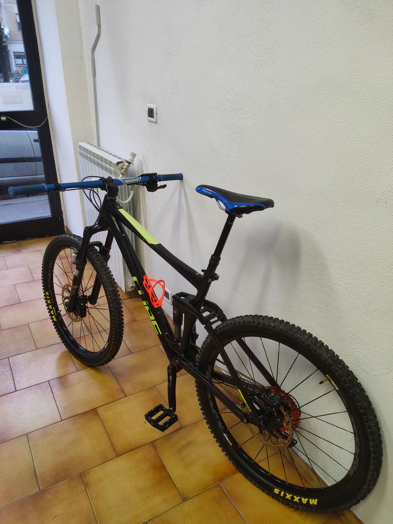 Used CUBE STEREO 140 HPC Race 27.5 2018 2018 Mountainbike — image 3 of 9