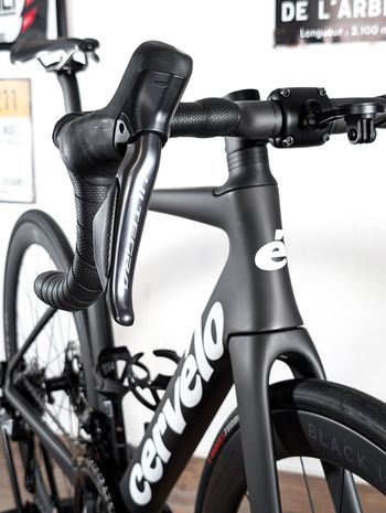 Used Cervélo Caledonia-5 Ultegra Di2 2023 2023 Road & Gravel, Black — image 19 of 25