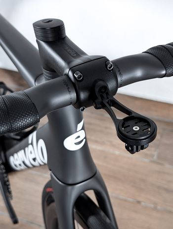 Used Cervélo Caledonia-5 Ultegra Di2 2023 2023 Road & Gravel, Black — image 15 of 25
