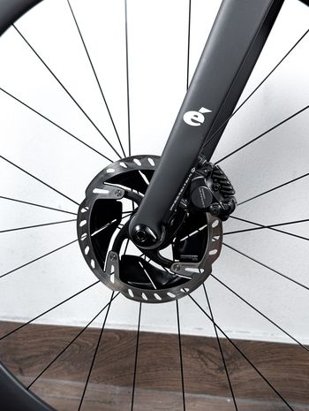 Used Cervélo Caledonia-5 Ultegra Di2 2023 2023 Road & Gravel, Black — image 24 of 25