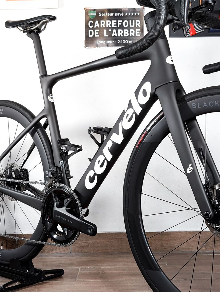 Used Cervélo Caledonia-5 Ultegra Di2 2023 2023 Road & Gravel, Black — image 5 of 25