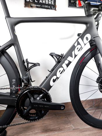 Used Cervélo Caledonia-5 Ultegra Di2 2023 2023 Road & Gravel, Black — image 9 of 25