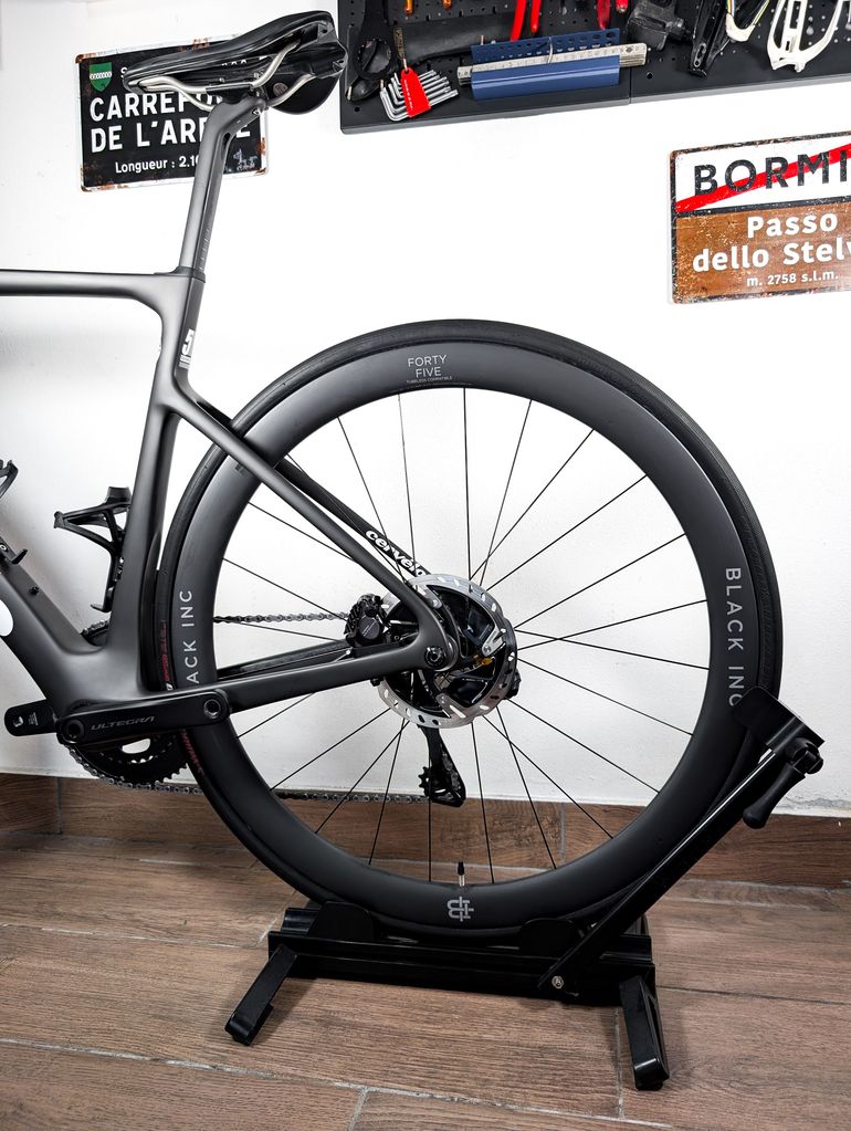 Used Cervélo Caledonia-5 Ultegra Di2 2023 2023 Road & Gravel, Black — image 22 of 25