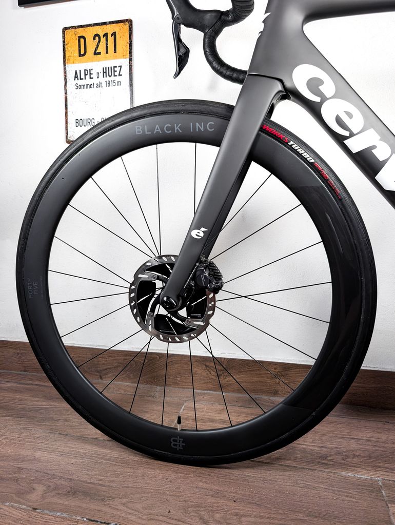 Used Cervélo Caledonia-5 Ultegra Di2 2023 2023 Road & Gravel, Black — image 21 of 25