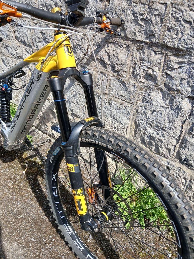Used Mondraker LEVEL RR 2022 2022 Mountainbike, Hellgrau — image 3 of 10