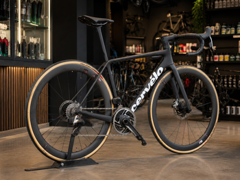 Used Cervélo R5 SRAM Red eTap AXS 2025 Road & Gravel — image 3 of 3