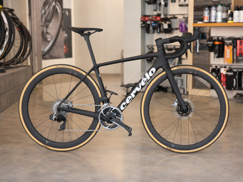 Used Cervélo R5 SRAM Red eTap AXS 2025 Road & Gravel — image 2 of 3