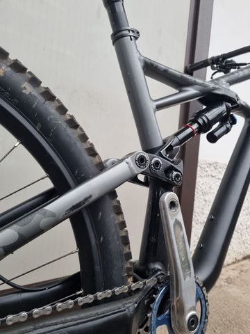 Tweedehands Specialized Enduro Comp 29/6Fattie 2017 2017 Mountainbike — afbeelding 8 van 9