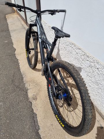 Tweedehands Specialized Enduro Comp 29/6Fattie 2017 2017 Mountainbike — afbeelding 5 van 9