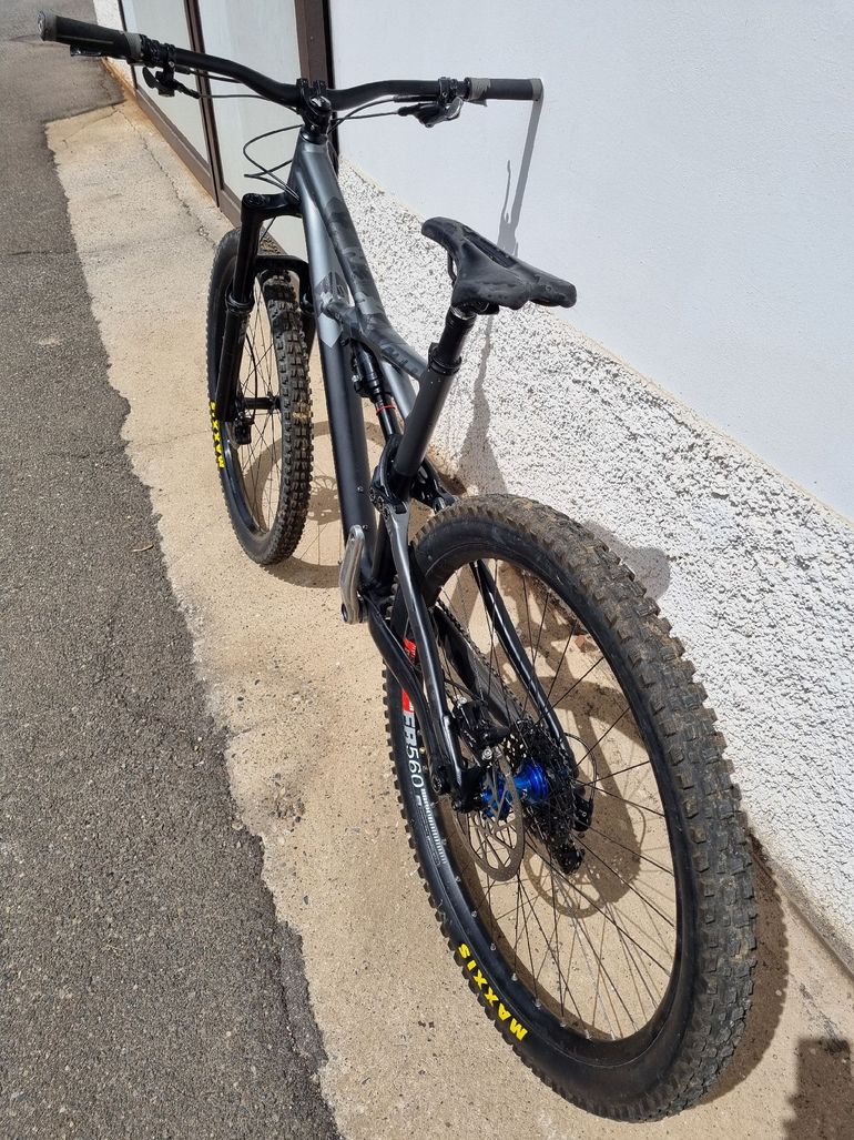 Used Specialized Enduro Comp 29/6Fattie 2017 2017 Mountainbike, Hellgrau, 29 — image 5 of 6