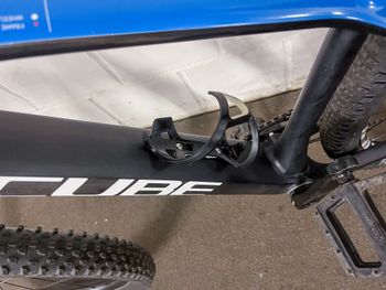 Used CUBE ELITE C:62 SL ROOKIE 2022 2022 Youth — image 5 of 17