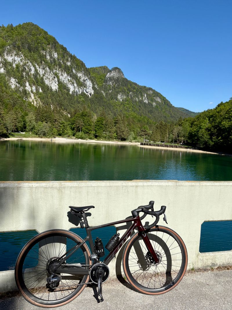 Used Scott Addict 10 2024 2024 Road & Gravel, Red — image 4 of 5
