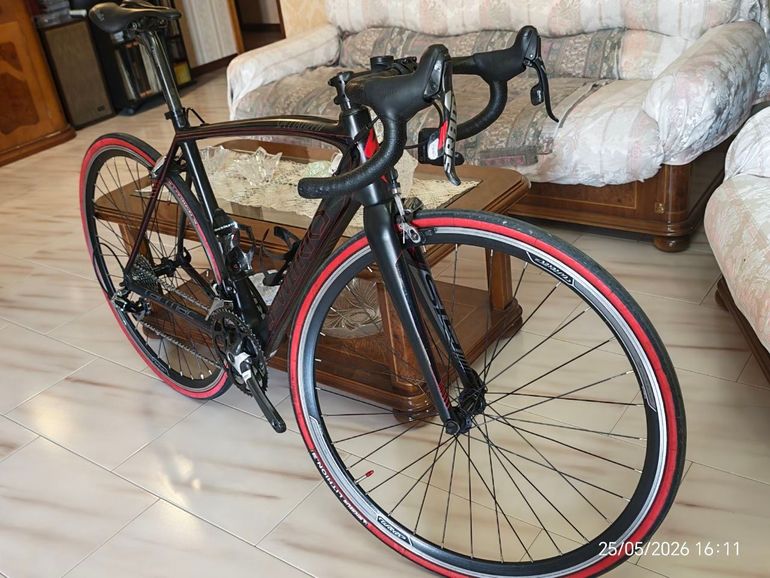 Used Specialized Tarmac SRAM Red 2013 Road & Gravel — image 2 of 11