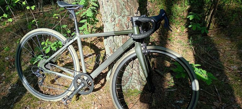 Used TRIBAN RC100 Road Bike 2020 2020 Road & Gravel — image 1 of 5