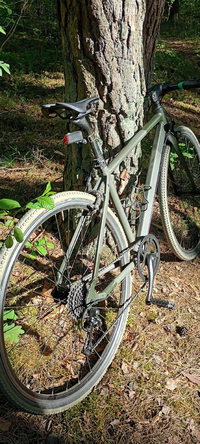 Used TRIBAN RC100 Road Bike 2020 2020 Road & Gravel — image 3 of 5