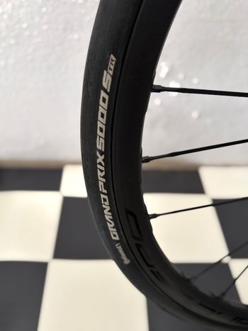 Used BMC Roadmachine 01 ONE 2020 2020 Road & Gravel, Hellgrau — image 5 of 21