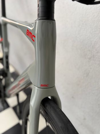 Used BMC Roadmachine 01 ONE 2020 2020 Road & Gravel, Hellgrau — image 18 of 21