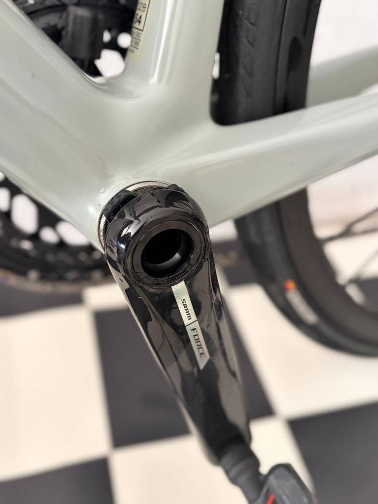 Used BMC Roadmachine 01 ONE 2020 2020 Road & Gravel, Hellgrau — image 6 of 21