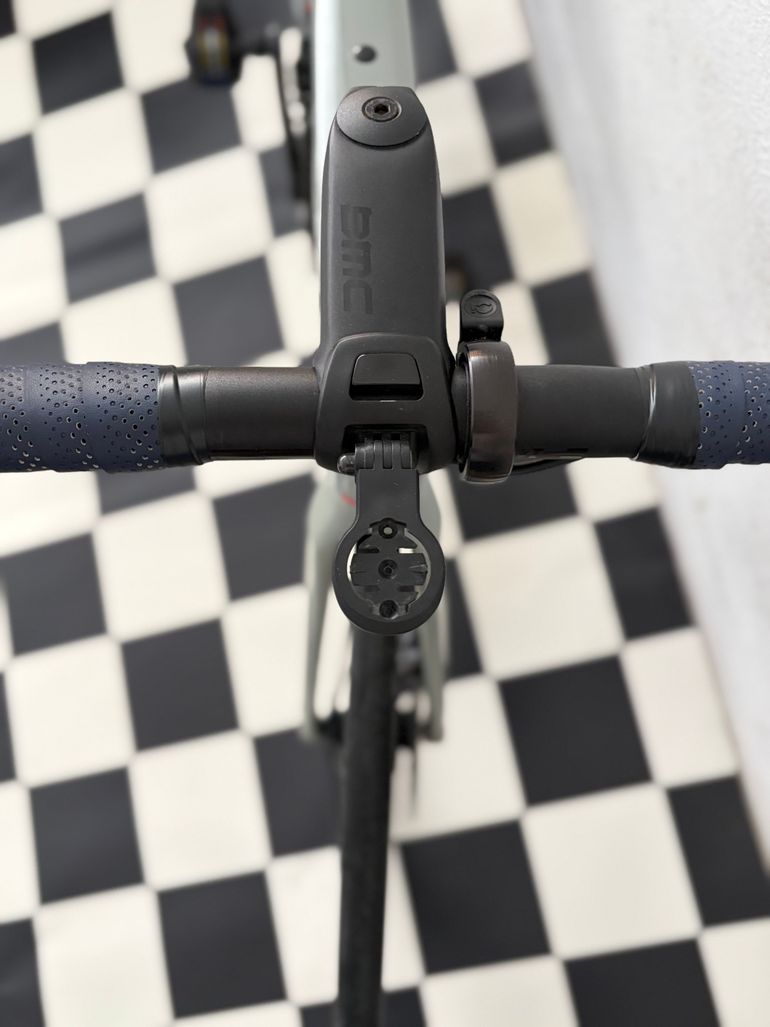 Used BMC Roadmachine 01 ONE 2020 2020 Road & Gravel, Hellgrau — image 17 of 21