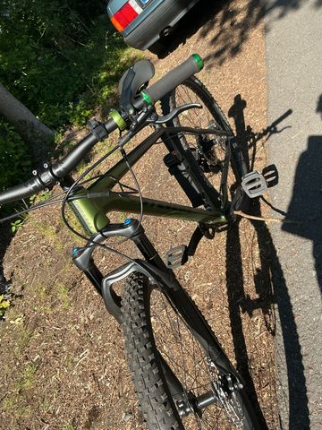 Used Stevens Sentiero 2026 2026 Mountainbike, Green, 27.5 — image 9 of 10