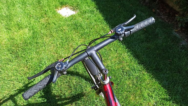 Used NO NAME Esperia Tornado 1999 Mountainbike, Rot — image 3 of 4