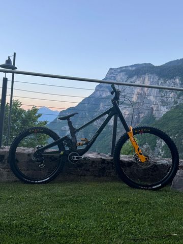 Used Forbidden Supernought Framekit 2025 2025 Mountainbike, Green, 29 — image 2 of 8