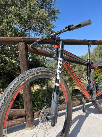 Gebrauchtes Cannondale F-Si Carbon 2 2017 2017 Mountainbike, Schwarz — Bild 5 von 6