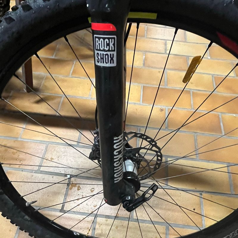 Used Specialized Rumor Elite 2015 2015 Mountainbike, Black, 29 — image 8 of 27