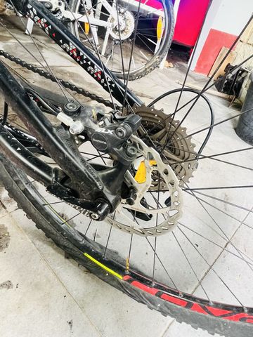 Używany Specialized Rumor Elite 2015 2015 Mountainbike — zdjęcie 30 z 33