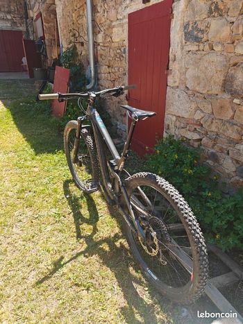 Used Transition Transition Sentinel 29 2019 Lyrik Fox DPX2 EX511 Asterion 2019 Mountainbike — image 6 of 7