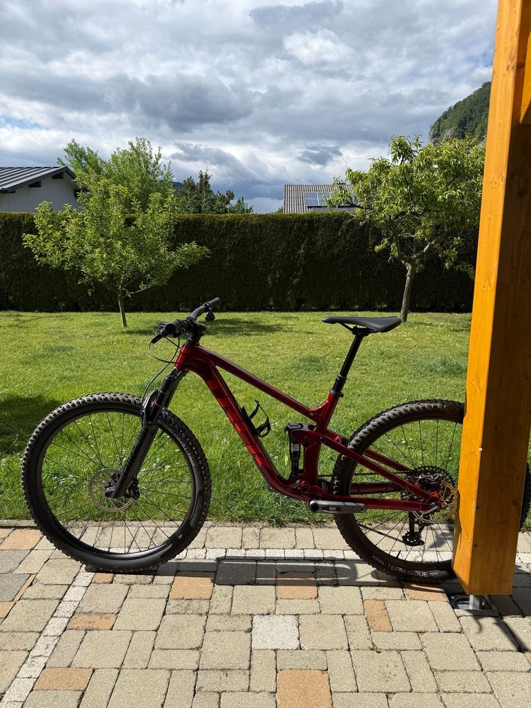 Used Trek Top Fuel 8 GX AXS T-Type Gen 3 2024 2024 Mountainbike — image 2 of 6