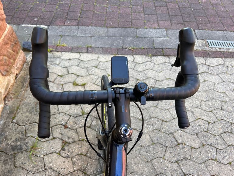 Used Cannondale Synapse Carbon Disc 105 2018 2018 Road & Gravel, Blue — image 5 of 10