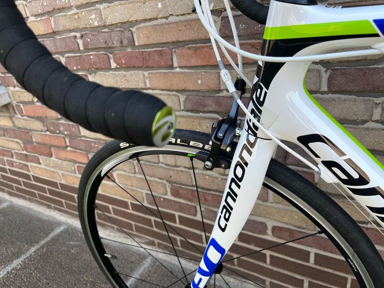 Used Cannondale SuperSix EVO Shimano 105 2015 Road & Gravel, White — image 16 of 18