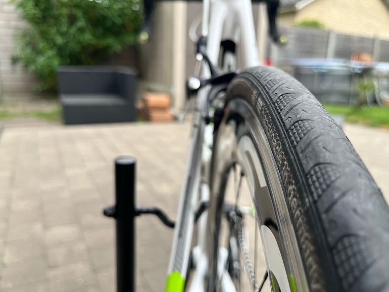 Used Cannondale SuperSix EVO Shimano 105 2015 Road & Gravel, White — image 7 of 19