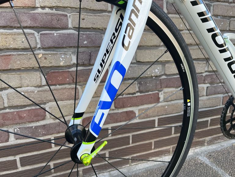 Used Cannondale SuperSix EVO Shimano 105 2015 Road & Gravel, White — image 13 of 18