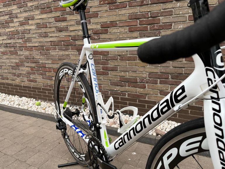 Used Cannondale SuperSix EVO Shimano 105 2015 Road & Gravel, White — image 5 of 19