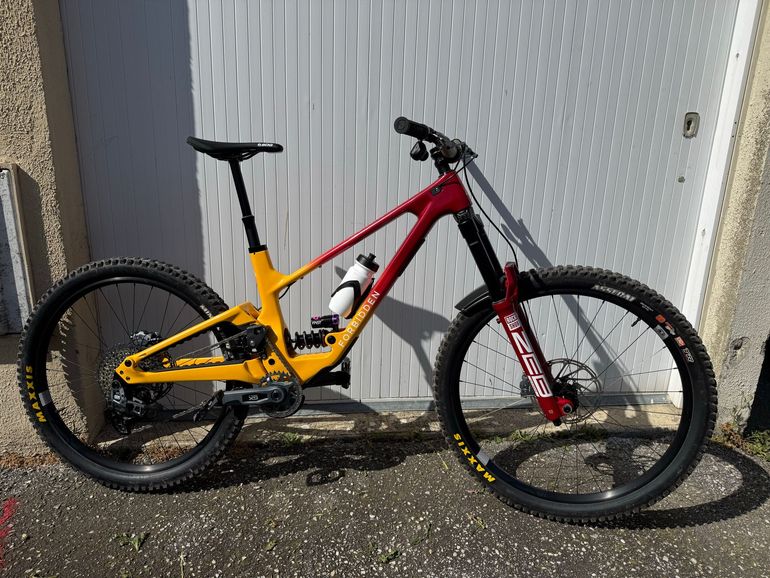 Used Forbidden Dreadnought SRAM GX Eagle AXS (T-Type) 2024 Mountainbike — image 1 of 5