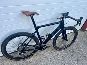 Used 3T SRAM Red eTap AXS 2022 Road & Gravel, Schwarz — image 2 of 20