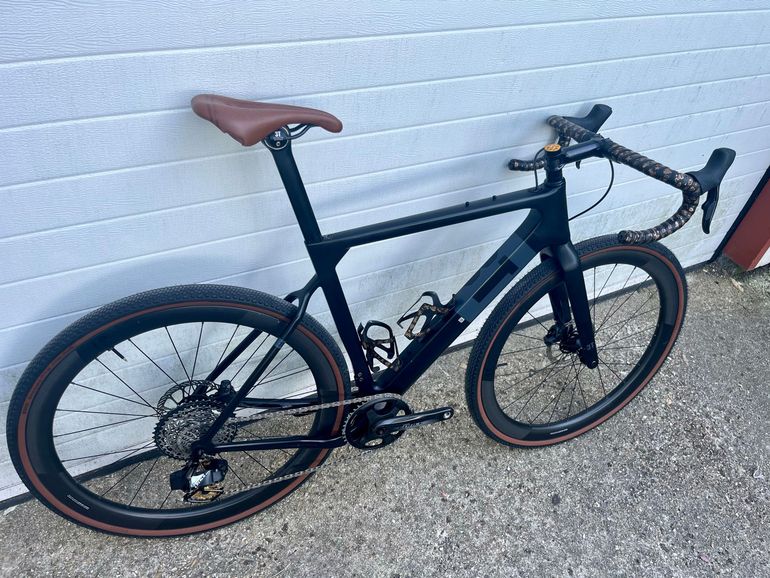 Used 3T SRAM Red eTap AXS 2022 Road & Gravel, Schwarz — image 2 of 20