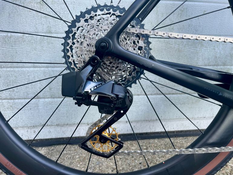 Used 3T SRAM Red eTap AXS 2022 Road & Gravel, Schwarz — image 13 of 20