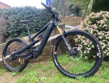 YT Industries Decoy CORE 5 MX 2023 2023 MTB usato