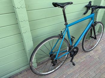 Used Trek 2.3 2010 2010 Road & Gravel, Green — image 2 of 4