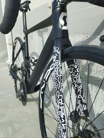 Used Scott Addict Shimano Dura Ace 2021 Road & Gravel, Black — image 2 of 4