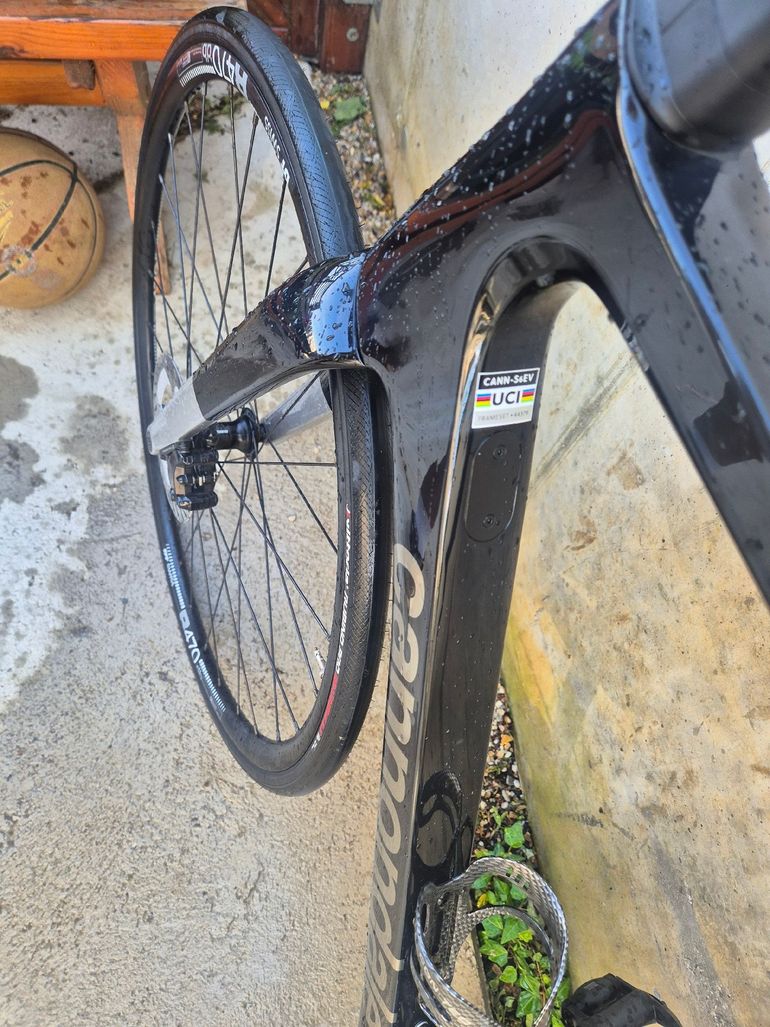 Used Cannondale SuperSix EVO Shimano 105 Di2 2025 Road & Gravel, Black — image 4 of 7