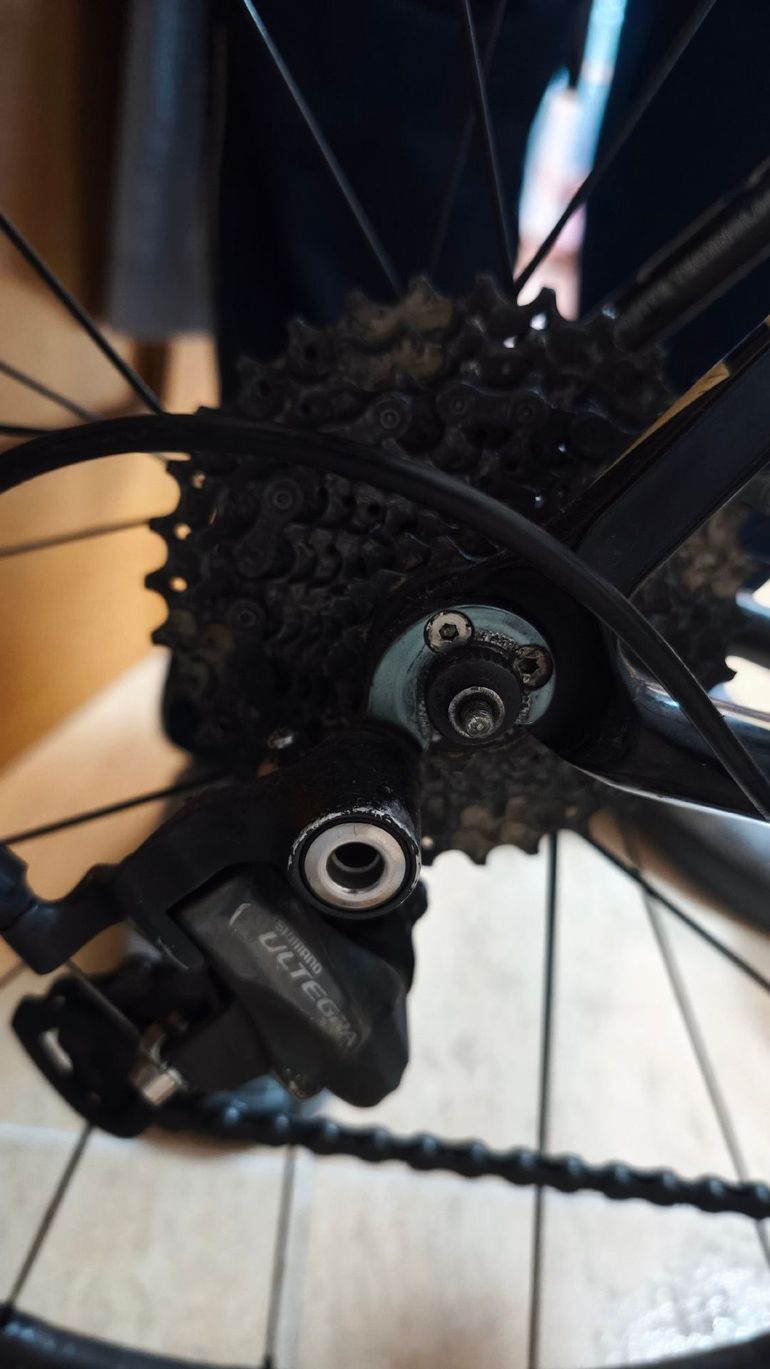 Used Giant Giant TCR Carbono 2015 Road & Gravel — image 2 of 16