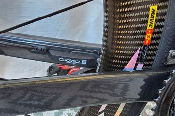Brugt Trek Madone SLR 9 Custom Shimano Ultegra Di2 2024 Road & Gravel — billede 10 af 13