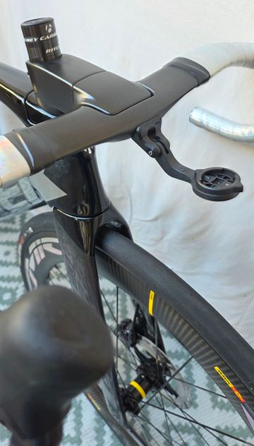 Brugt Trek Madone SLR 9 Custom Shimano Ultegra Di2 2024 Road & Gravel — billede 11 af 13